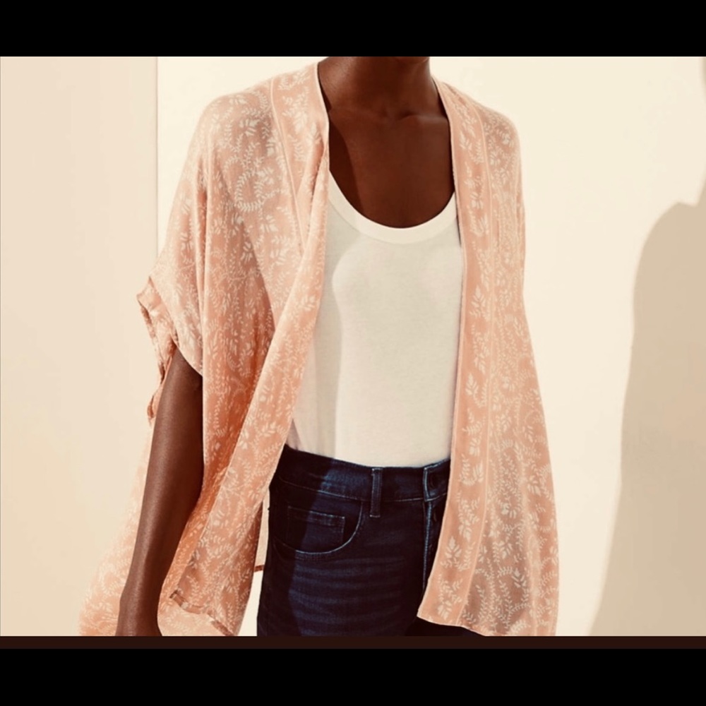 Loft brand kimono worn a few times-very good condition